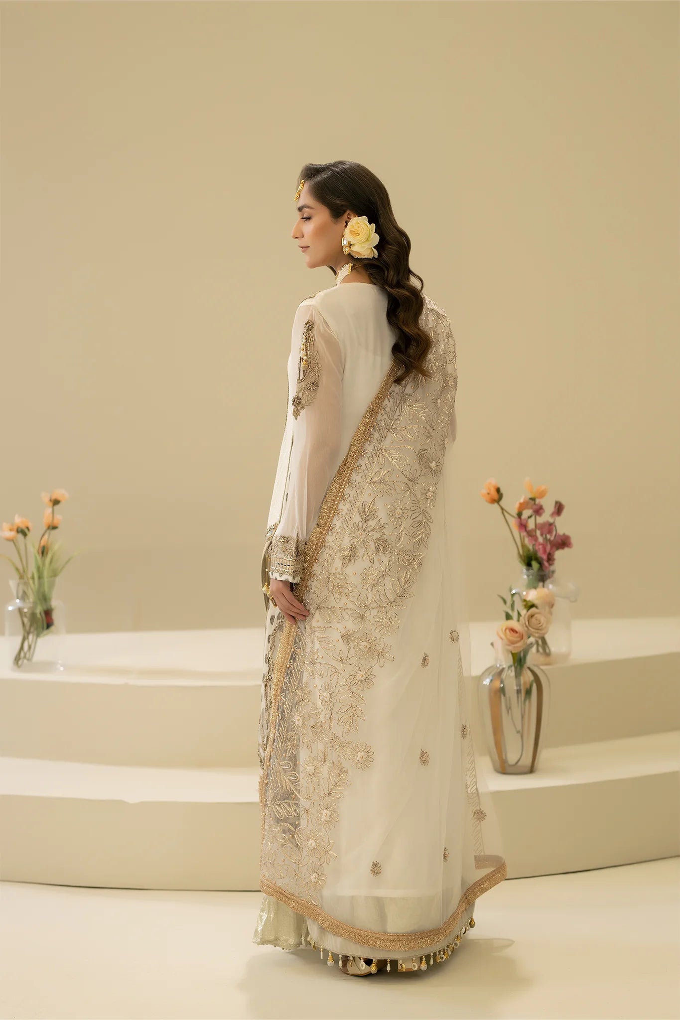 Zarq-e-Nishan KBM-109 White